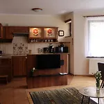 아파트 Antosia